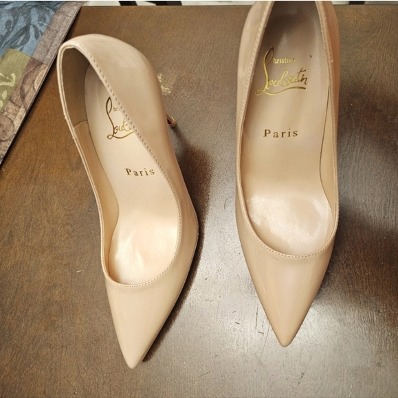 Shoes - Picture 2 of 5